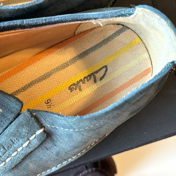 2 pairs of Clarks leather/nubuck shoes - Picture 7 of 7